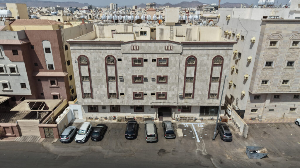11-شقة سكنية بحي العريض