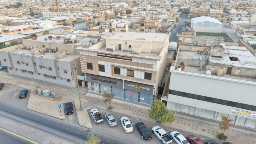 4-عمارة تجارية سكنية