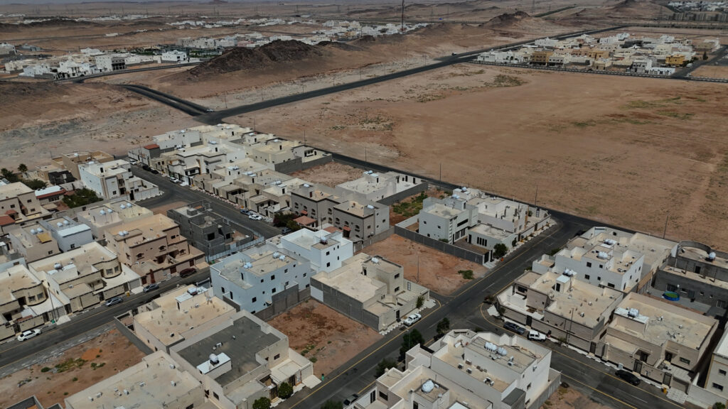 3-فيلا سكنية بحي وسعان شرق الخريمي