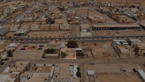 3- أرض سكنية بحي الأندلس / المزاحميه – بمساحة 420 م²