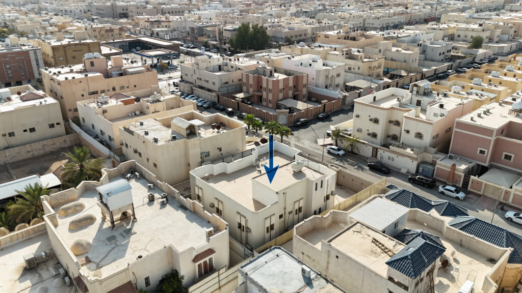 3-فيلا سكنية بحي ( النهضة- الرياض ) بمساحة 750م