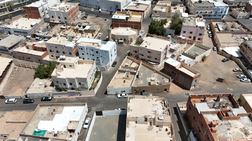 12-بيت شعبي