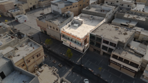 1-عمارة تجارية سكنية بحي الدواسر (وسط سوق الحب ) بمساحة 363.85 م² في مدينة الدمام