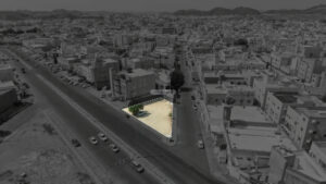 3-أرض تجارية سكنية 590م2 بحي العمرة