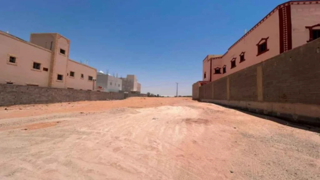 13-أرض بحي الشقة