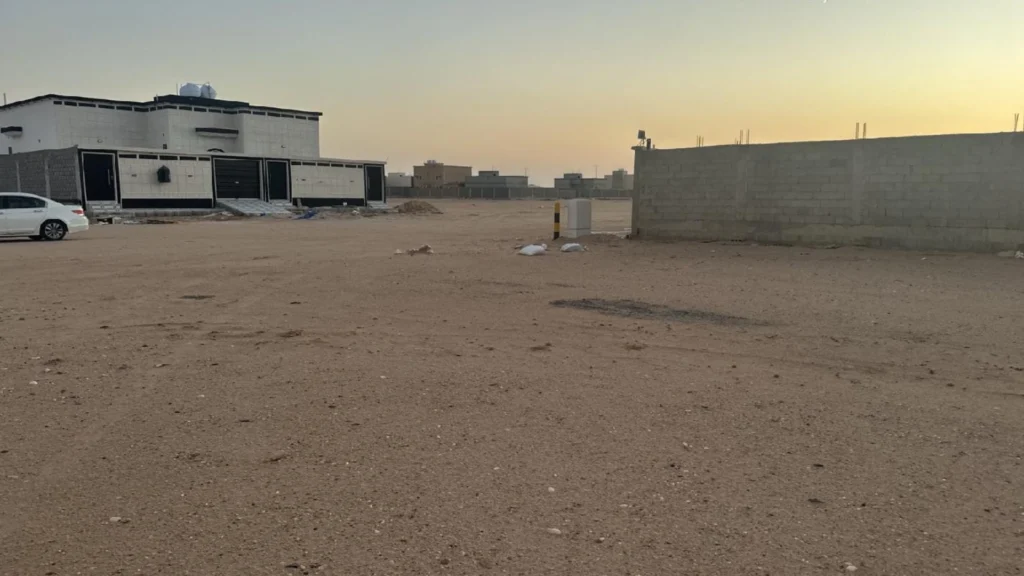 3-أرض سكنية بحي النسيم