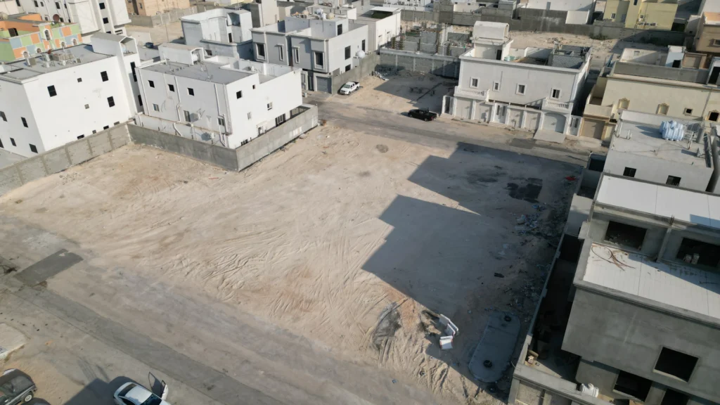 8-أرض سكنية 420م2 بحي ضاحية الامير سلطان