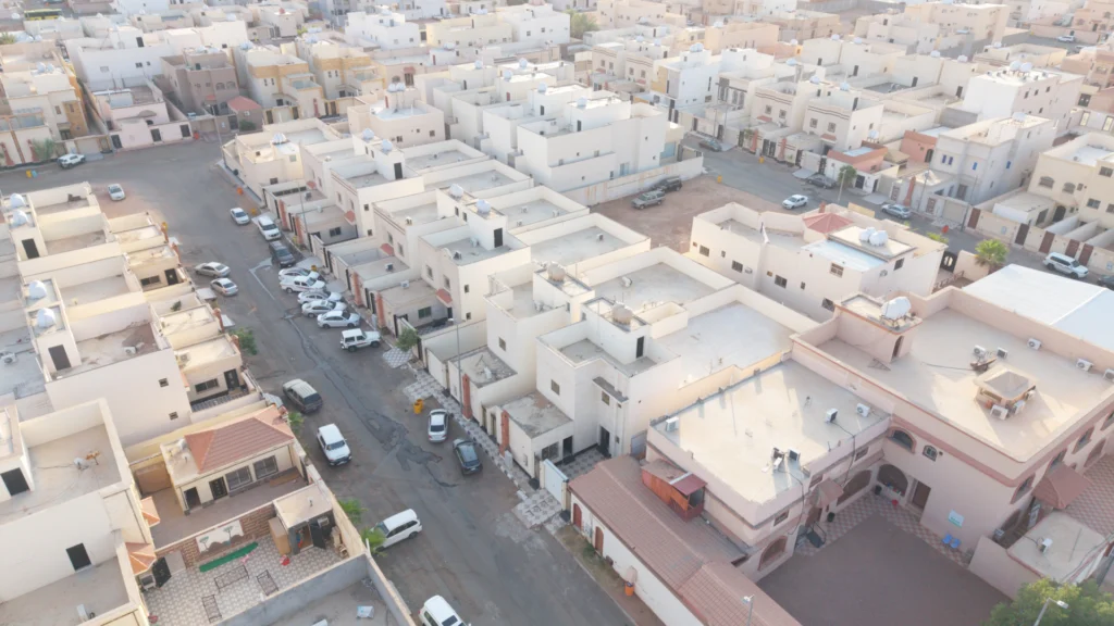 6-أرض سكنية بحي الفروسية بمساحة 37419.67 م² في مدينة جدة