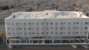 1-عمارة تجارية بحي العزيزية