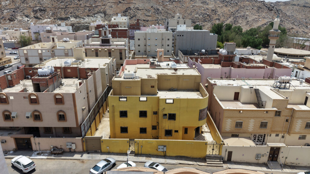 8-فيلا سكنية 525م2 بحي بطحاء قريش