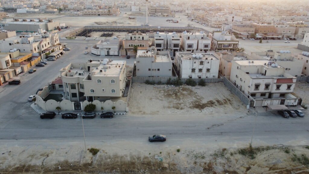 3-أرض سكنية – ضاحية الملك فهد
