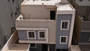 4-دور سكني