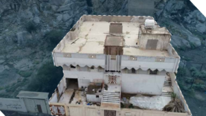 8-عمارة سكنية