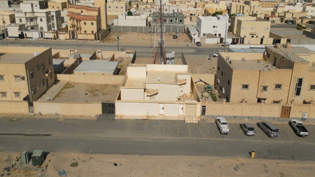 01 – فيلا سكنية بحي الروضة / حفر الباطن – بمساحة 400 م²