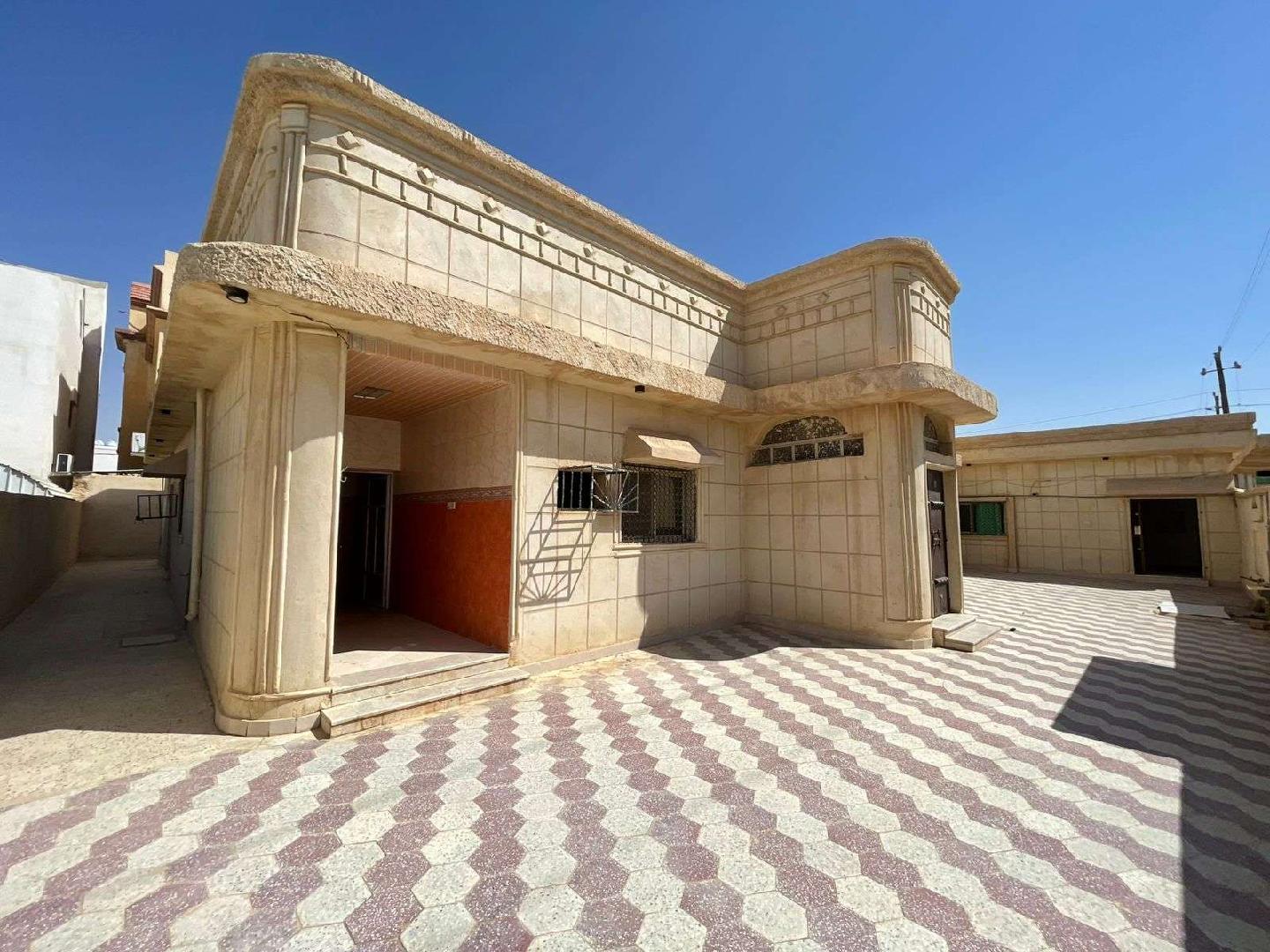 مزاد الفرسان – فيلا سكنية 2990-2130