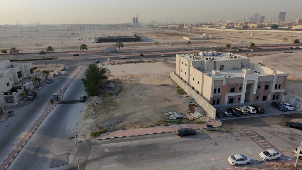 3-أرض سكنية بحي النورس بصك 360675000104