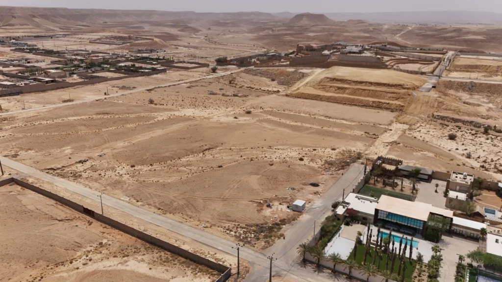 1-أرض زراعية بحي ربوع العمارية