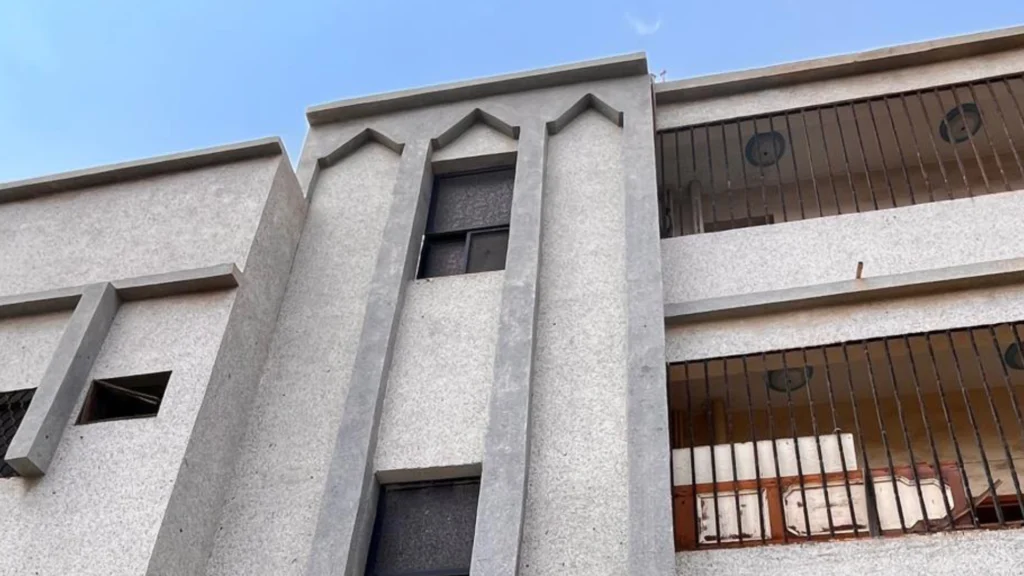 1-عمارة سكنية بحي المضباع