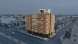4-عمارة تجارية سكنية 396م2 بحي الملك عبدالعزيز
