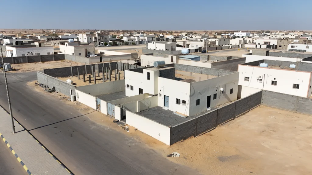 1-عمارة سكنية بحي العيساوية