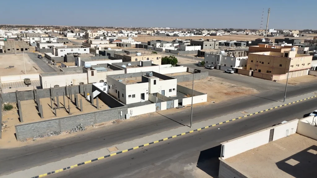 1-عمارة سكنية بحي العيساوية