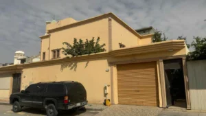2- فيلا سكنية بحي ظهرة البديعة