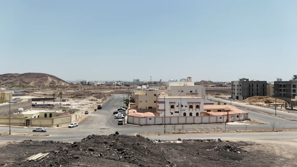 2-فيلا سكنية 1350.77م2 بحي الملك فهد