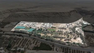 1-مزرعة 115,700م2 بحي الحائر