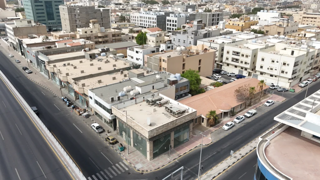 5-مبنى تجاري بحي مدينة العمال