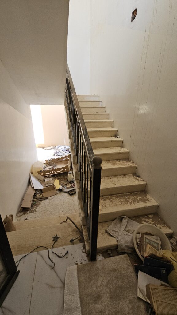 12-دور سكني